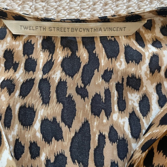 Silky leopard print dress. - Picture 2 of 6